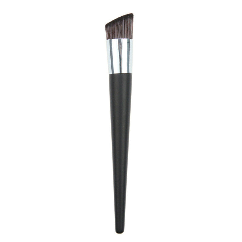 Luce Luxe Foundation Brush
