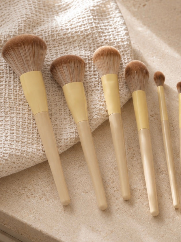 Luce Luxe Makeup Brush Set