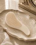 Luce Detangler